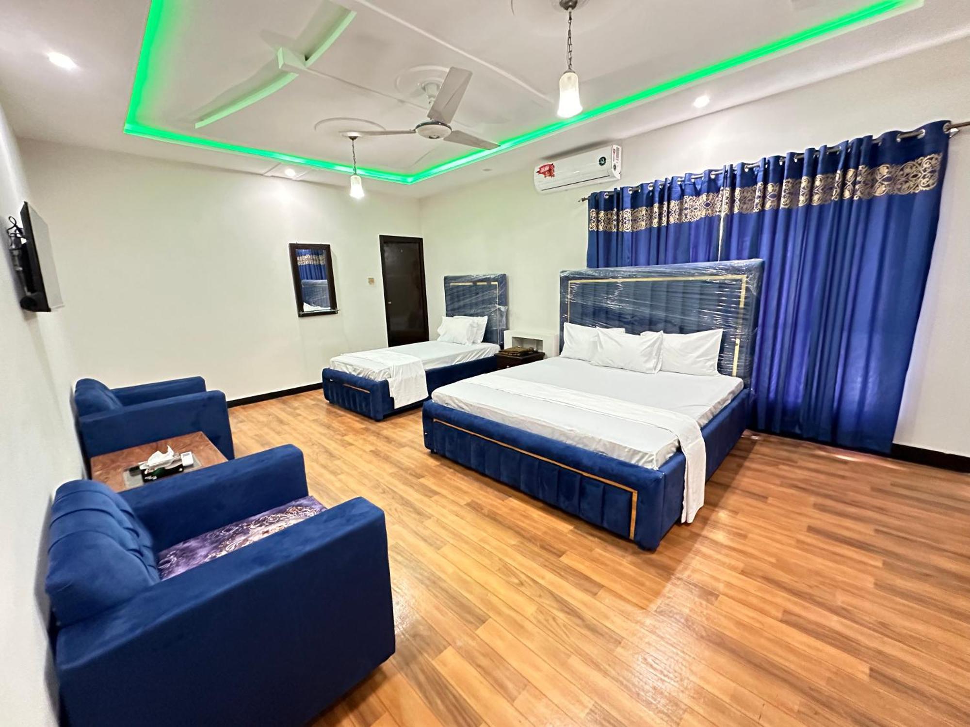Decent Lodge Guest House Ісламабад Екстер'єр фото